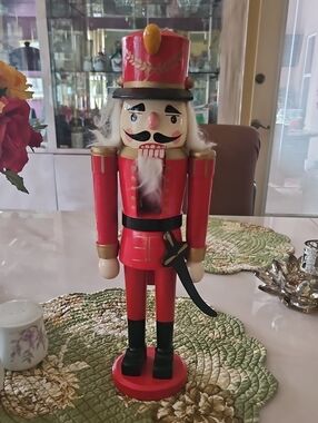 Traditional Wooden NUTCRACKER mouth Moves Has Sword Holiday Ready 14.5 " Tall